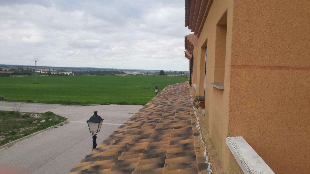 La Cuesta Blanca Villa Valdeganga ภายนอก รูปภาพ